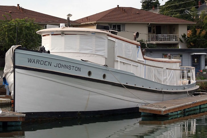 Warden Johnston Classic Motoryacht